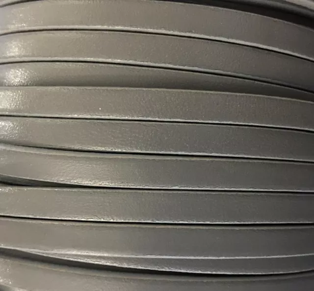 Cuir de veau 5mm Candy sans bordures noires - Gris