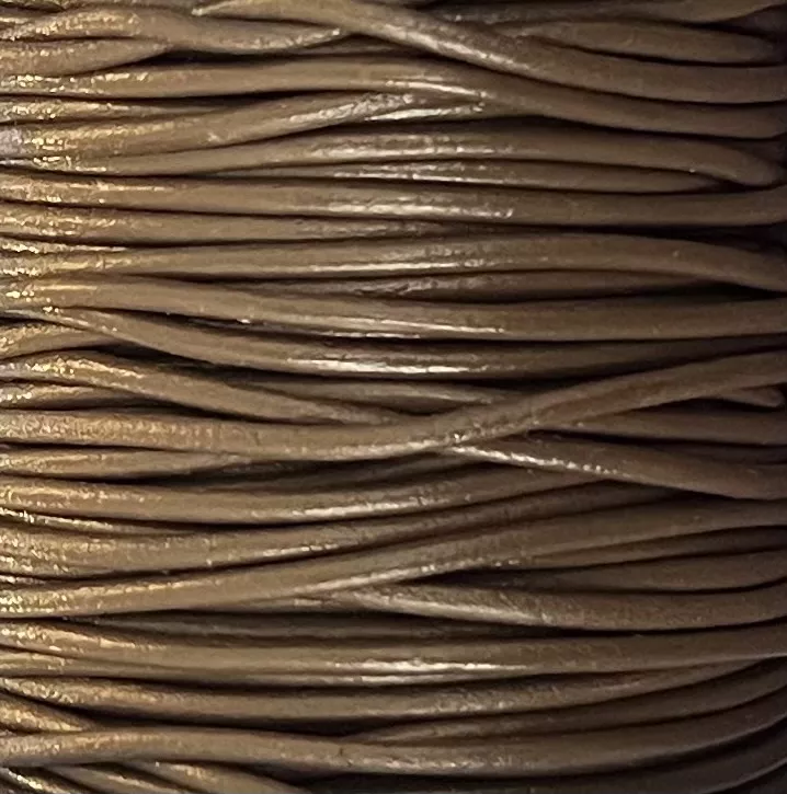 Cuir rond 2 mm couleurs pastel et métallisées - Taupe