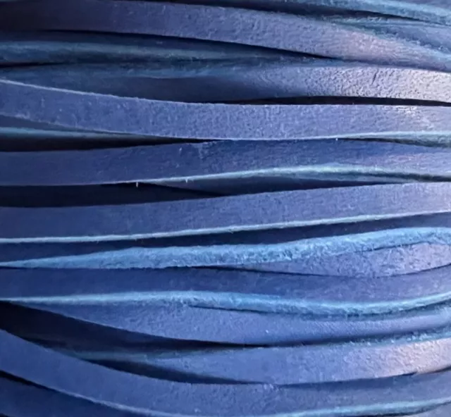 Cuir Nautique 3.5 x2.2mm pour sautoir ou bracelet - Bleu éléctrique