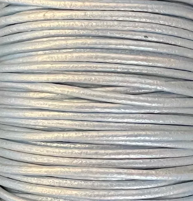 Cuir rond 2 mm couleurs pastel et métallisées - Bleu ciel métallisé 