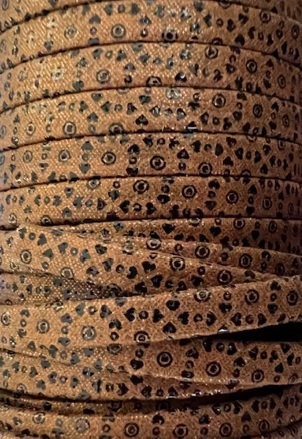 Cuir 5mm avec motif - Bleu marine Marron moyen