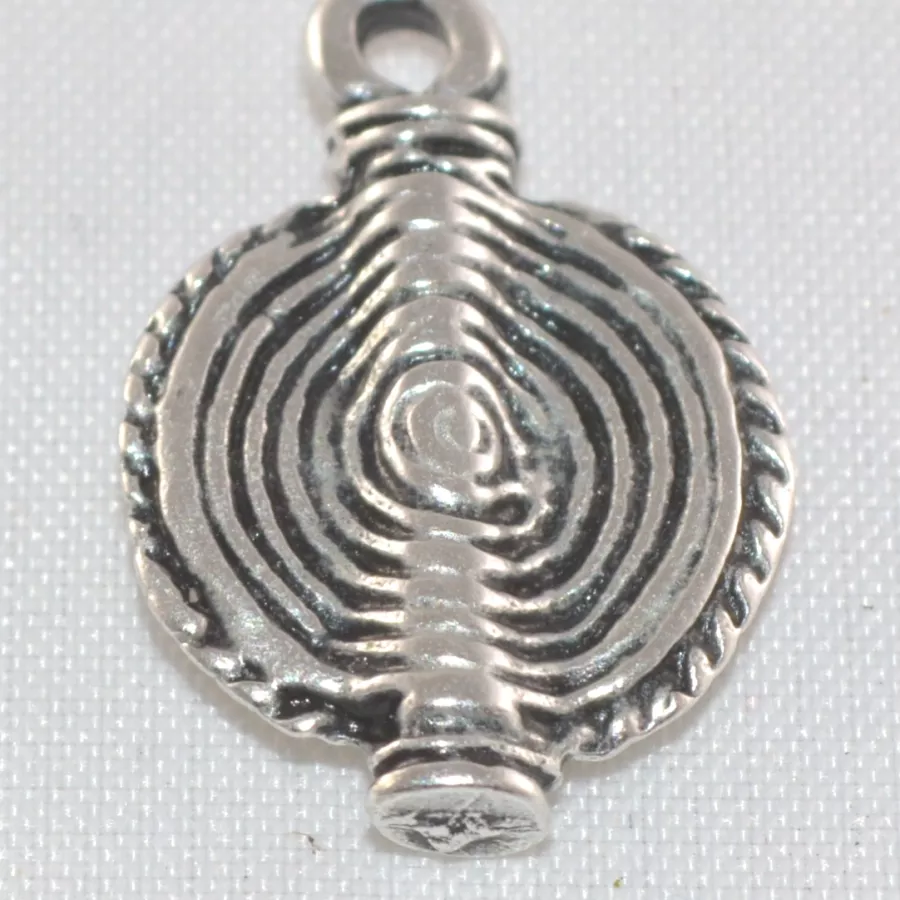 Pendant médaille éthnique