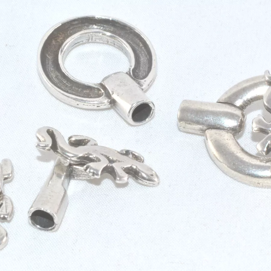 5 Fermoirs T salamandre en étain