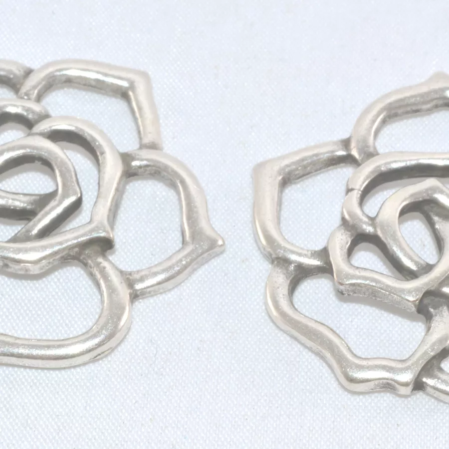 pendant intercalaire fleur