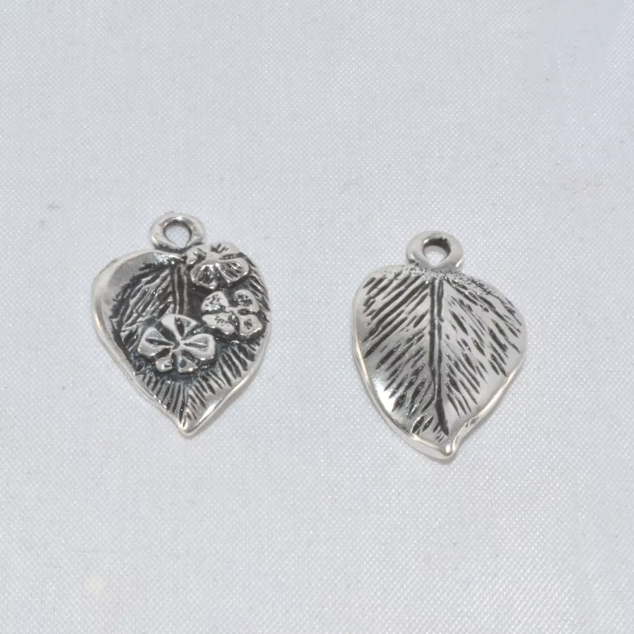 Pendant feuille avec fleur