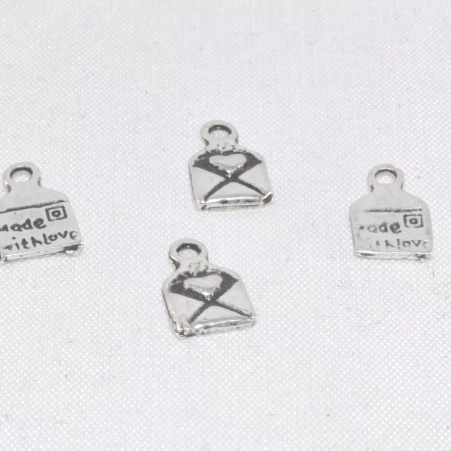 Pendant enveloppe avec coeur