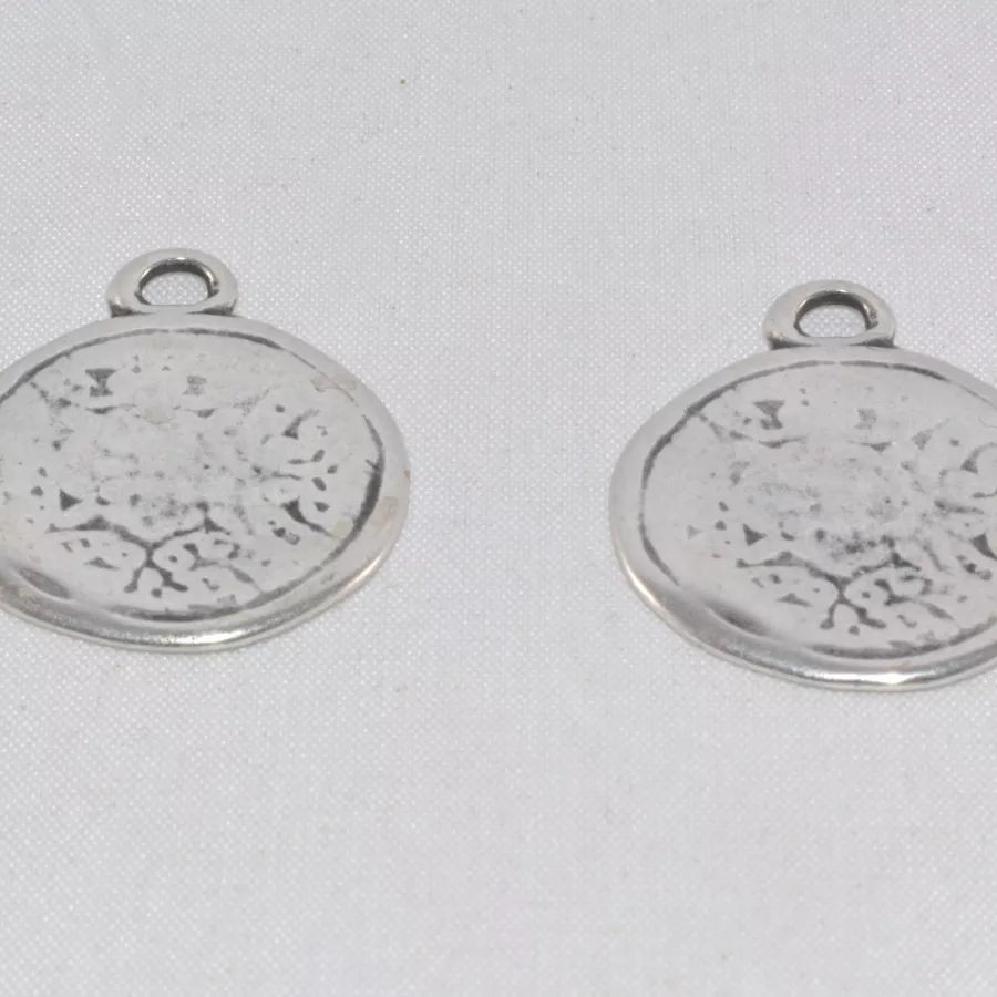 Pendant médaillon martelé