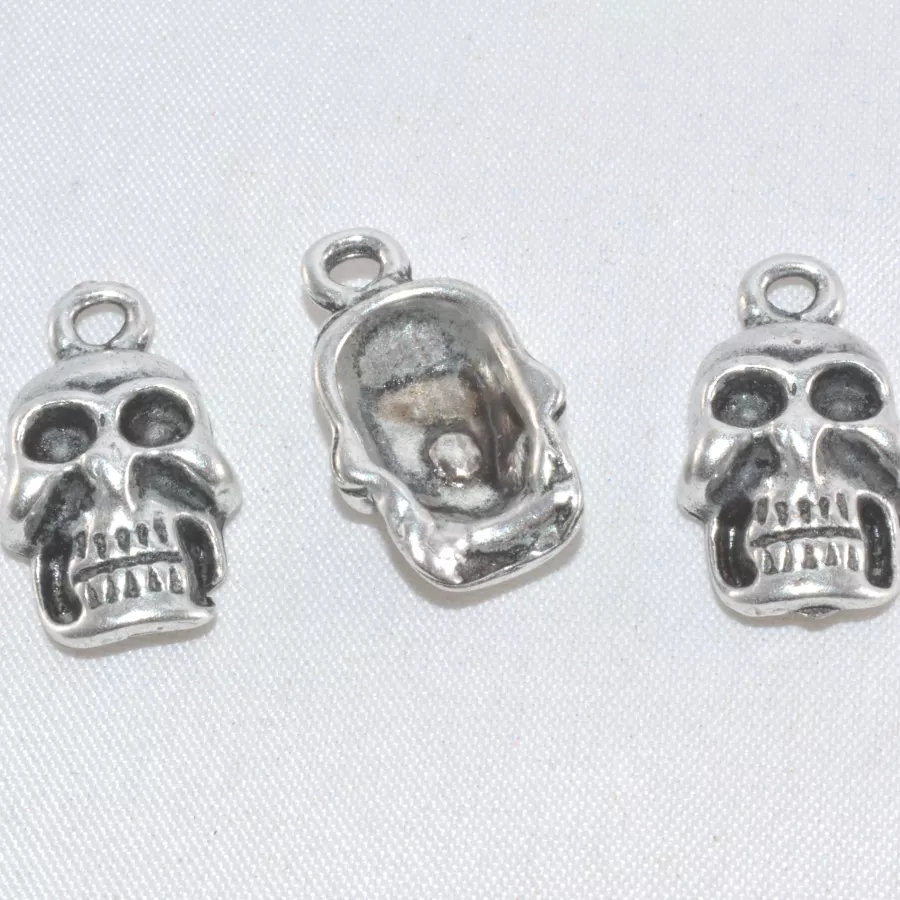 Pendant tête de mort