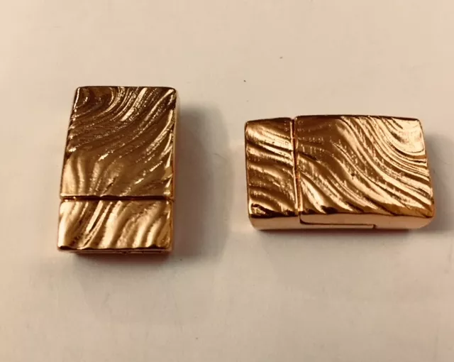 Fermoir aimanté en étain pour cuir plat 10mm motif vague - or rose