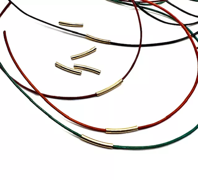 Petit tube en laiton 15 x1.2mm plaqués  en France - Or