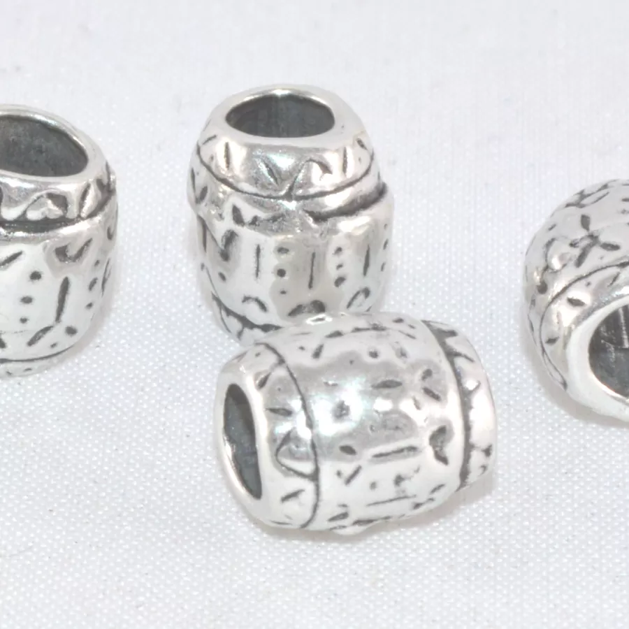 Intercalaire en forme cylindrique