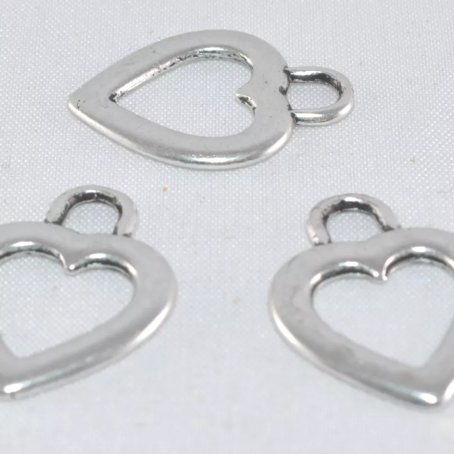 Pendant coeur evidé