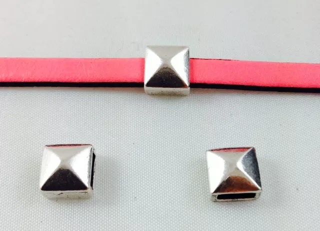 Passant carré pyramide 5mm étain