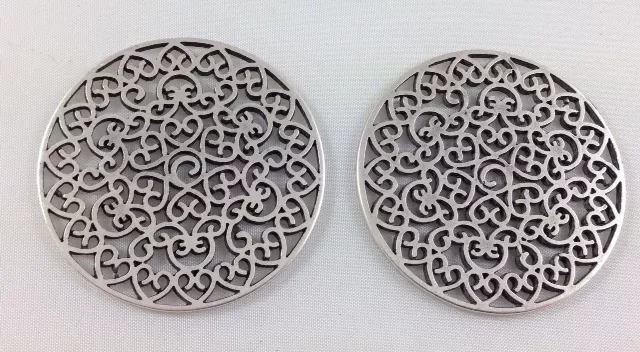 4 Pendants filigranes ronds