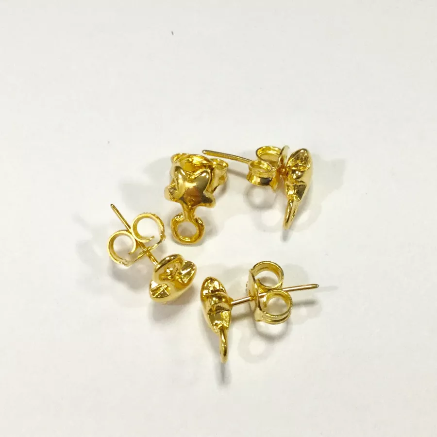 Boucles d'oreilles étoile en or antique
