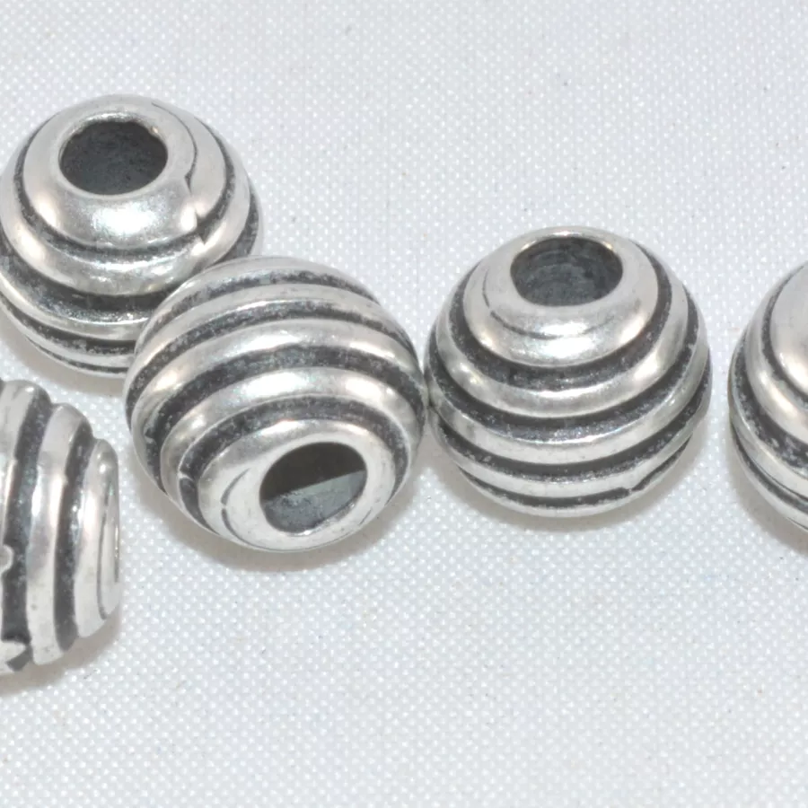 Perles striées avec trou 3mm