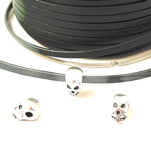 PASSANT TETE DE MORT trou 3mm