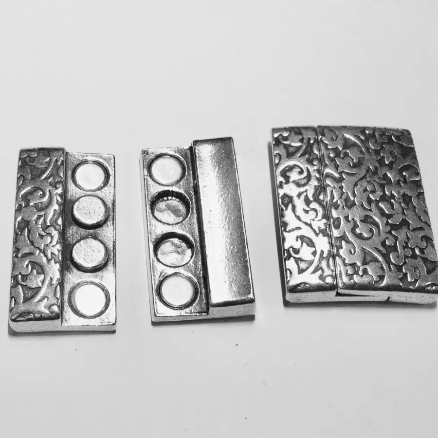 Fermoir aimanté 20mm motif en étain pl argent