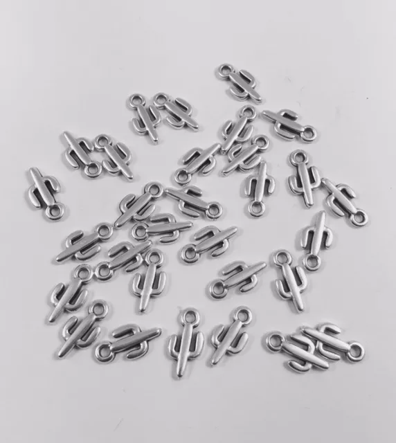 Petit pendant cactus-Exclusivité Idil Diffusion