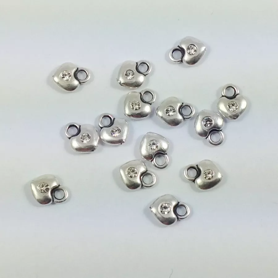 Tout petit coeur avec strass