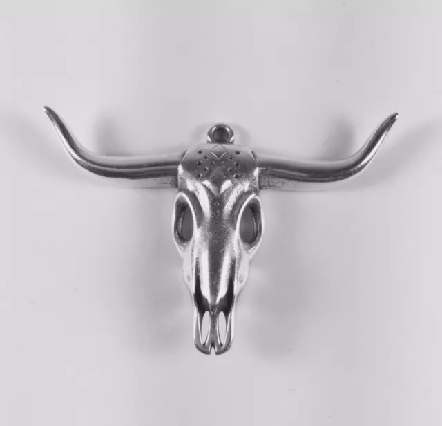 5 Pendants  crâne de buffle