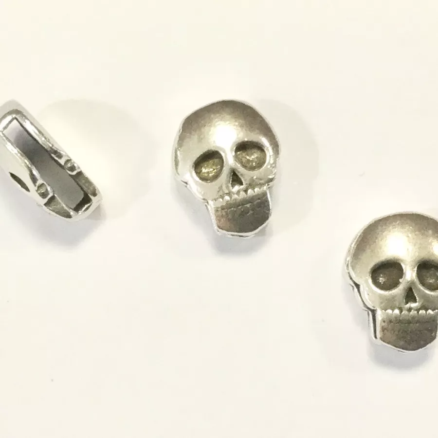 Passant tete de mort 10mm