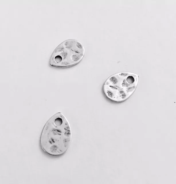 Pendant forme poire martelé