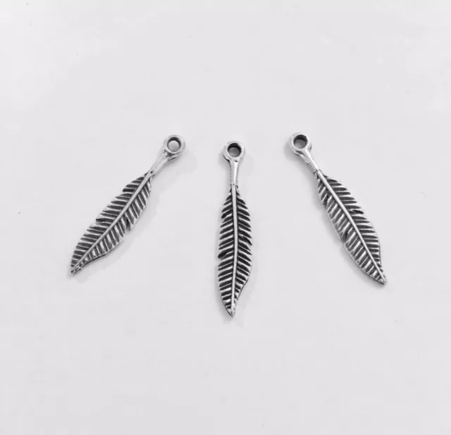 Plume en étain 23mm, plaqué argent