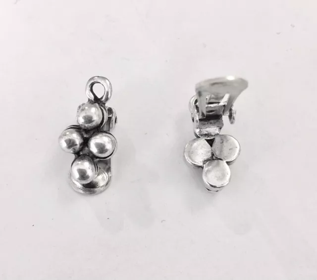 Boucles d'oreilles à clips motifs raisin