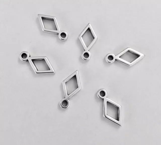 Pendant losange evidé