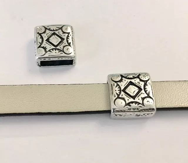 Passant pour cuir 10 mm avec motif