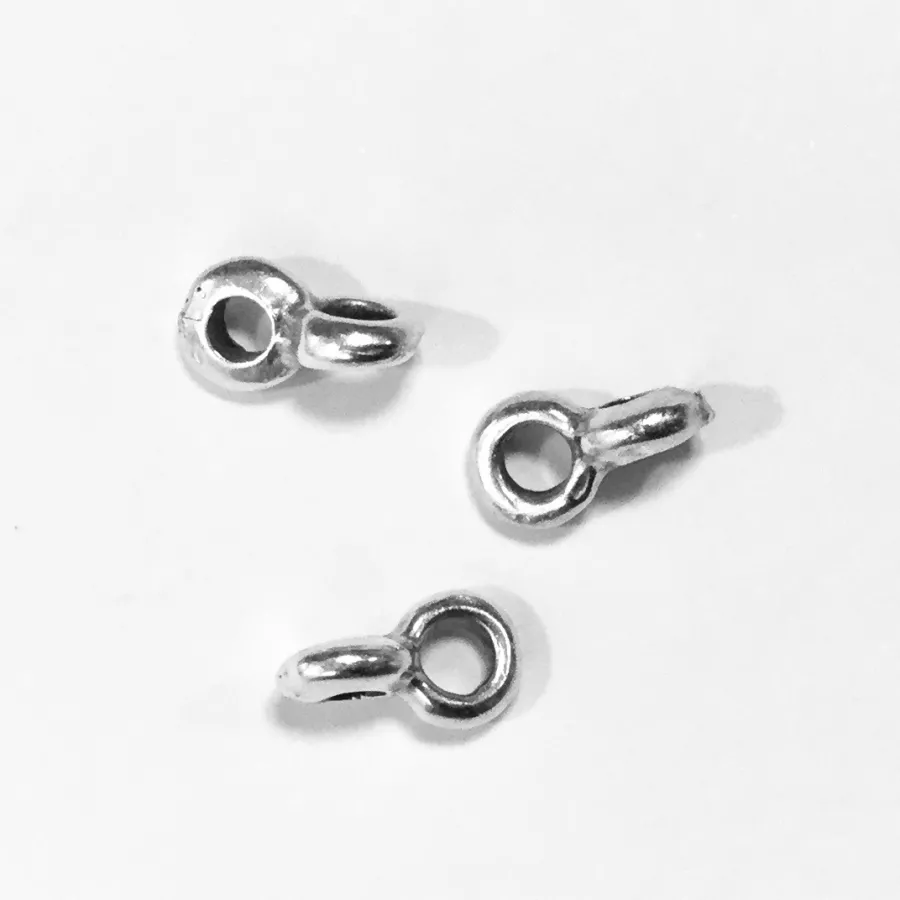 Accroche breloque pour cuir 2mm rond