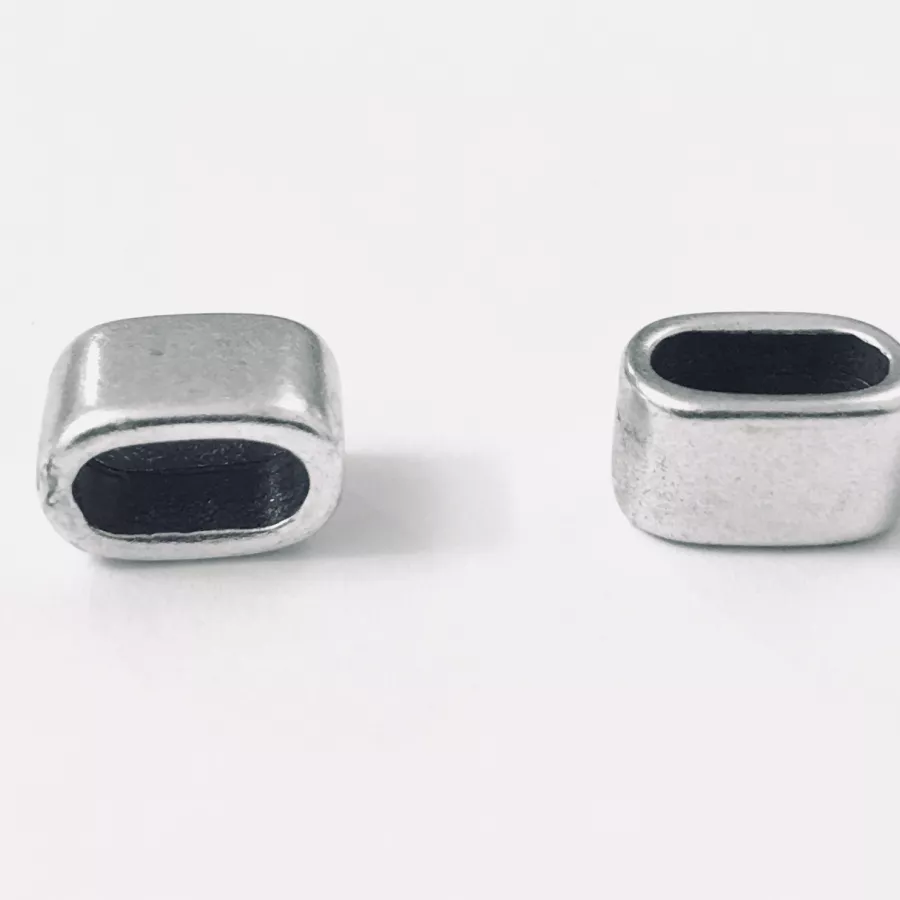 Passant 9.60 x 4.60mm