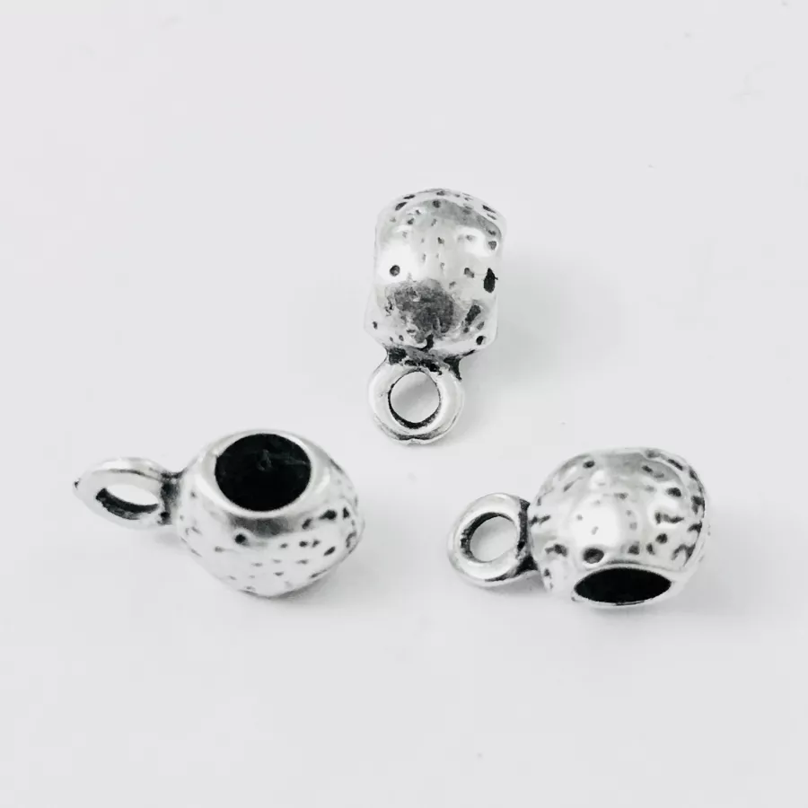 Accroche breloque martelé, diam int : 3.30mm