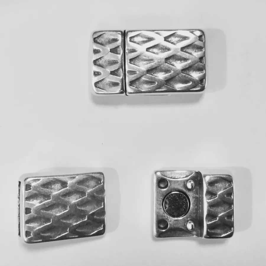 Fermoir aimanté 10mm en zamac avec motif