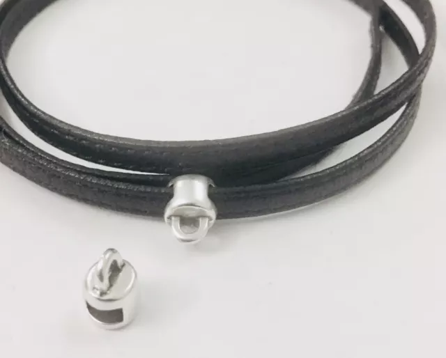 Passant accroche breloque pour cuir plat 5mm