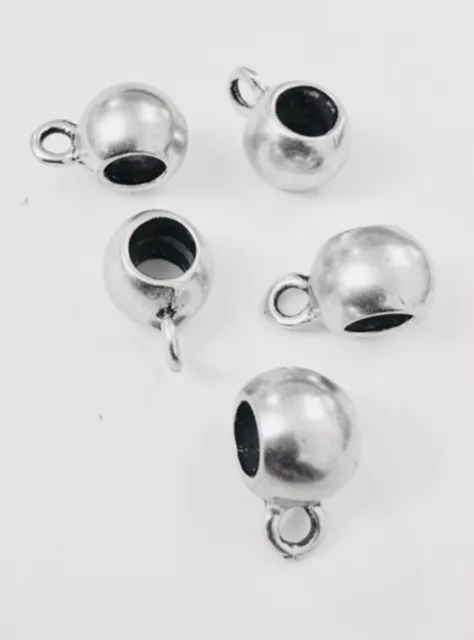 Accroche breloque pour cuir rond 6mm