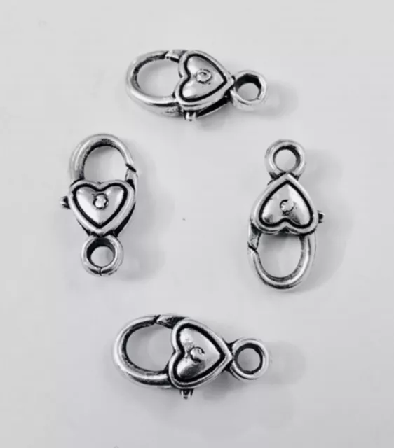 Mousqueton fantaisie avec motif coeur 13 x 8.45 mm