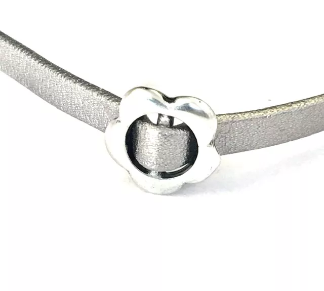 Intercalaire fleur pour cuir ou tissus 5mm