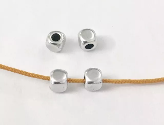 petit cube en intercalaire 3.40mm