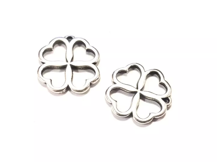 Pendant trèfle à 4 feuilles évidé