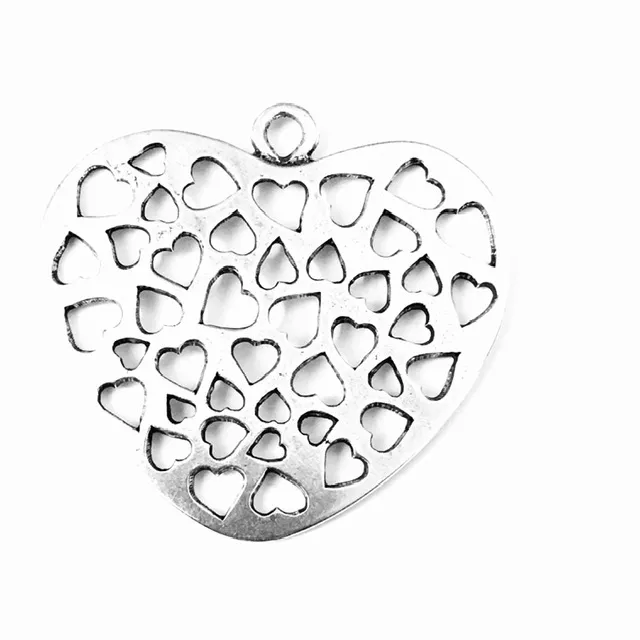 Pendant grand cœur avec petits cœurs incrustés