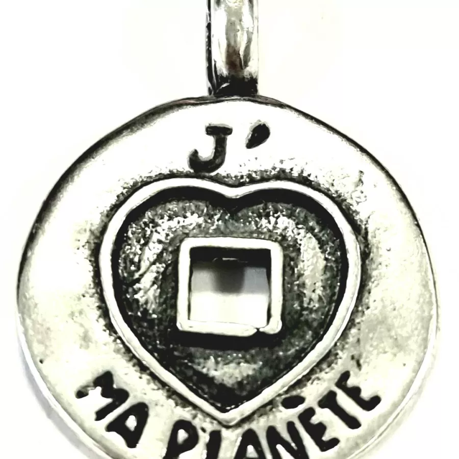 Pendant j'aime ma planète
