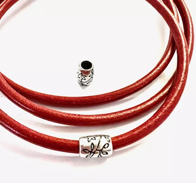 Perles cylindrique avec motif diam int 5.3mm