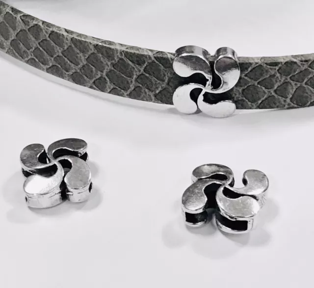 Passant 10mm Croix basque