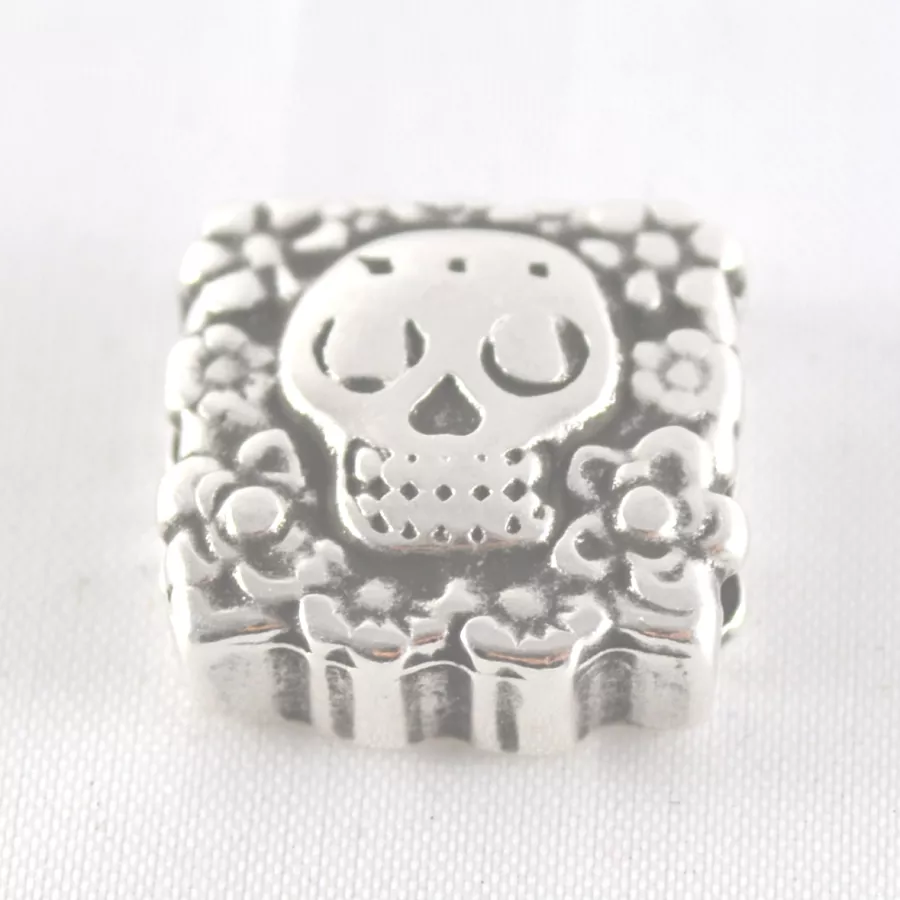 Passant tete de mort avec fleur  10mm pour cuir 