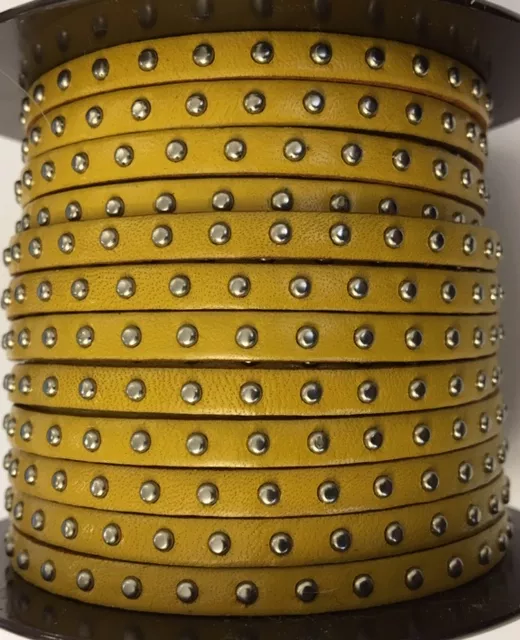 Cuir Veau - Clouté - Plat - 5mm - - Jaune