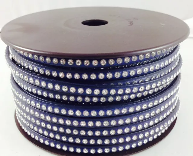 Cuir de veau avec véritable Swarovski 6mm- - Bleu marine