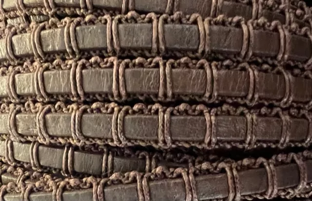 Cuir macramé 6mm ton sur ton  - Marron foncé