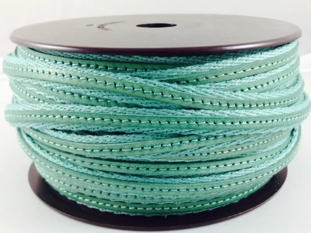 Cuir cousu sur la maille 6mm - Vert